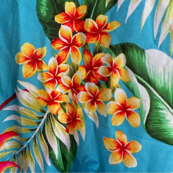 Retro Hawaiian Shirt - Picture 3 of 11